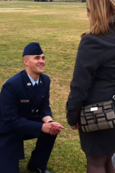 Air Force Graduation Proposal! I love my Airman! Air Force Couple Goals, Graduation Proposal, Air Force Couple, Military Relationships Aesthetic, Airforce Girlfriend, Military Wedding Air Force, Air Force Graduation, Air Force Military Women, Air Force Girlfriend