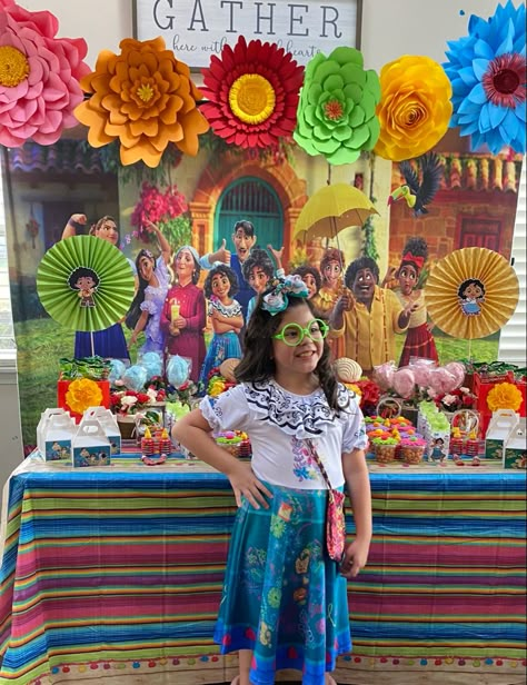 Encanto Truck Or Treat, Trunk Or Treat Encanto Ideas, Encanto Candy Table Ideas, Encanto Birthday Party Backdrop, Encanto Treat Table, Encanto Candy Table, Encanto Trunk Or Treat Ideas, Encanto Table Decorations, Encanto Dessert Table Ideas