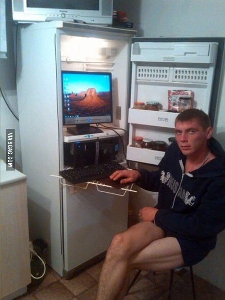 How to deal with an overheating computer Meanwhile In Russia, How To Be Single, 9gag Funny, Computer Setup, Pc Setup, Top Funny, What’s Going On, Meme Pictures, Reaction Pictures