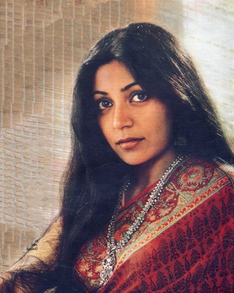 Deepti Naval, Desi Beauty, Looking Back, Desi, Sketch, Audio, On Instagram, Beauty, Instagram