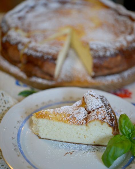 Traditional Polish Cheesecake {Sernik} - Polish Your Kitchen Polish Cheesecake, Polish Easter Traditions, Polish Foods, Farmer’s Cheese, Dessert Thermomix, Polish Desserts, Polish Easter, International Desserts, Farmers Cheese