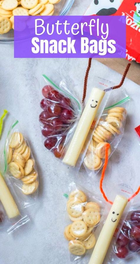 Cheese Stick Snacks, Toddler Soccer Snacks, Cheer Snack Ideas, Volleyball Snack Bags, Bakesale Treats, Snack Bags For Sports, Healthy Team Snacks, Team Snack Ideas, Tball Snacks