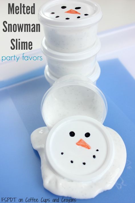 Make melted snowman slime with your kids! Makes perfect snowman party favors or class gifts too! Snowman Slime, Homemade Party Favors, Melting Snowman, School Christmas Party, Snowman Party, Class Gifts, Diy Snow, Melted Snowman, Slime Party