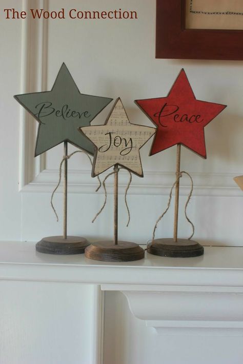 Wood Connection, Wooden Christmas Decorations, Christmas Wood Crafts, Wooden Stars, Thanksgiving Feast, Country Crafts, Primitive Christmas, Christmas Wood, Christmas Deco