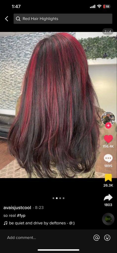 Dark Red Highlights, Black Hair With Red Highlights, Red Hair With Highlights, Cherry Red Hair, Black Red Hair, Chunky Highlights, Hair Color Underneath, Brown Hair Inspo, Dark Hair With Highlights