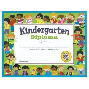 Kindergarten Diploma, Kids Border - Graduation Awards Kindergarten Awards, Kindergarten Diploma, Kindergarten Graduation Certificate, Award Template, Kindergarden Graduation, Awards Certificates Template, Kindergarten Certificates, Preschool Graduation, Kindergarten Report Cards