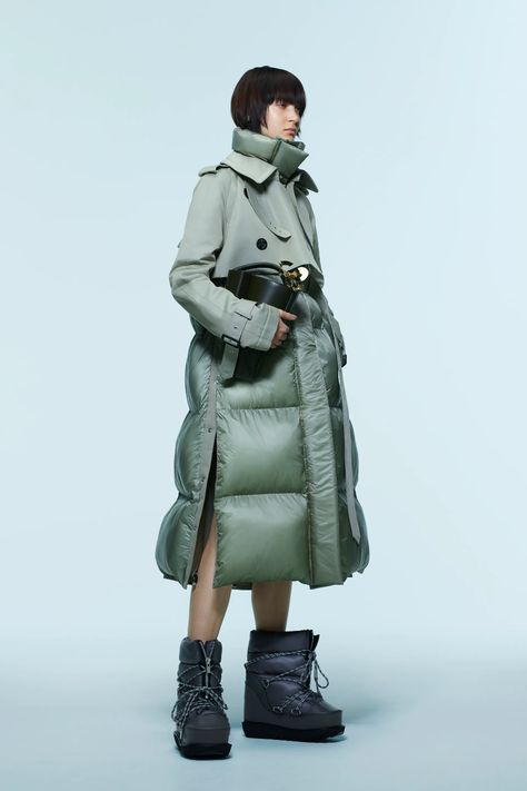 Puffer Trench Coat, Vogue Russia, Fashion Show Collection, Pre Fall, Puffer Coat, Runway Fashion, Fashion News, Parka, Trench Coat