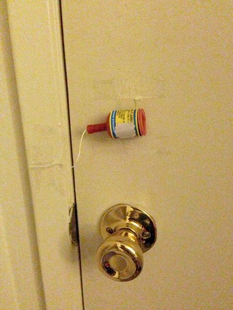 31 Awesome April Fools' Day Pranks Your Kids Will Totally Fall For Work Pranks, Funny Pranks For Kids, Christmas Jokes For Kids, Funny Christmas Jokes, Pranks For Kids, April Fools Pranks, April Fools Joke, Women Jokes, Funny Quotes For Kids