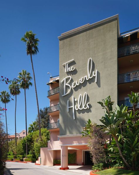 Los Angeles Trip, Hotel Engagement Photos, The Beverly Hills Hotel, Roosevelt Hotel, Hollywood Hotel, Wallpaper For Android, Beverly Hills Hotel, Fresh Flower Delivery, Hotel California