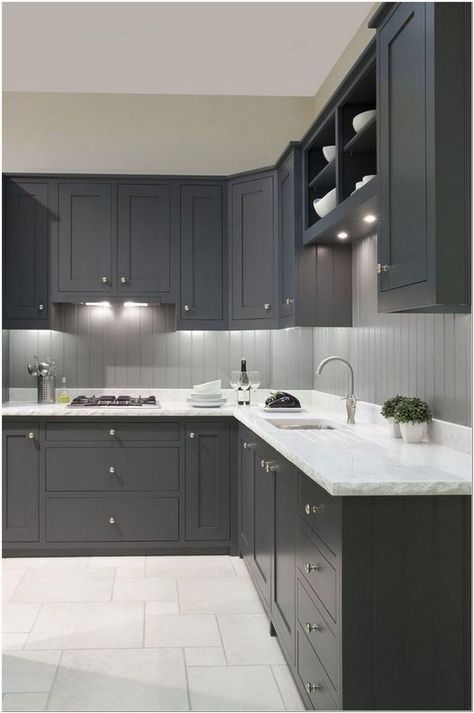 Dark Grey Kitchen Cabinets, Kitchen Cabinet Trends, Серая Кухня, Grey Kitchen Designs, Dark Grey Kitchen, Painted Kitchen Cabinets Colors, Kabinet Dapur, 아파트 인테리어, Modern Kitchen Cabinets