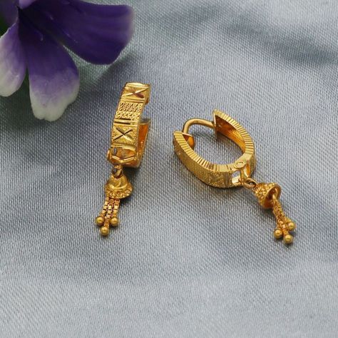 Gold Earrings For Women Indian, Bali Earrings Gold, Pure Gold Earrings, Indian Gold Earrings, Gold Earrings Design, Earrings Bali, Gold Earrings For Kids, Small Earrings Gold, Earrings Huggies