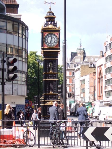 London, Victoria station London Victoria Station, London Victoria, Victoria Station, Victoria Bc, London Town, London City, Victorian Era, Ferry Building San Francisco, Big Ben