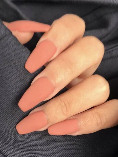 Nagel Tips, Fake Nails With Glue, Nails Manicure, Stick On Nails, Nail Art Hacks, Nail Glue, False Nail, Nail Paint, 10 Seconds