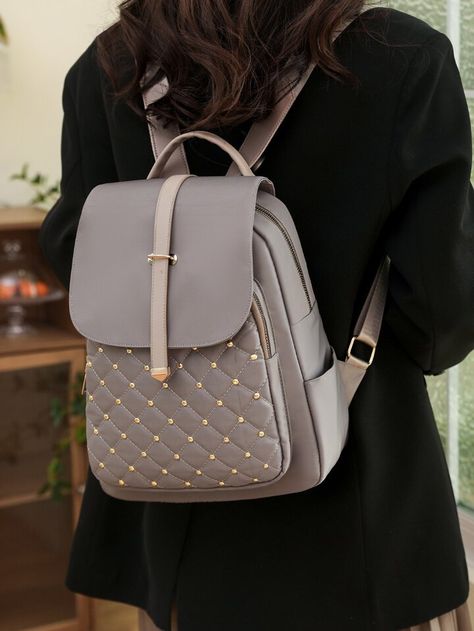 Women Backpack Fashion, Fancy Jewelry Necklace, Flap Backpack, Rubber Sandals, Back Bag, Stylish Backpacks, Stylish Glasses, Flip Flop Shoes, Jelly Shoes