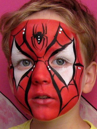 Spiderman Makeup, Easy Halloween Face Painting, Carnaval Make-up, Face Painting For Boys, Halloween Make-up Looks, Spiderman Face, Face Painting Easy, Kids Face Paint, Halloween Makeup Scary