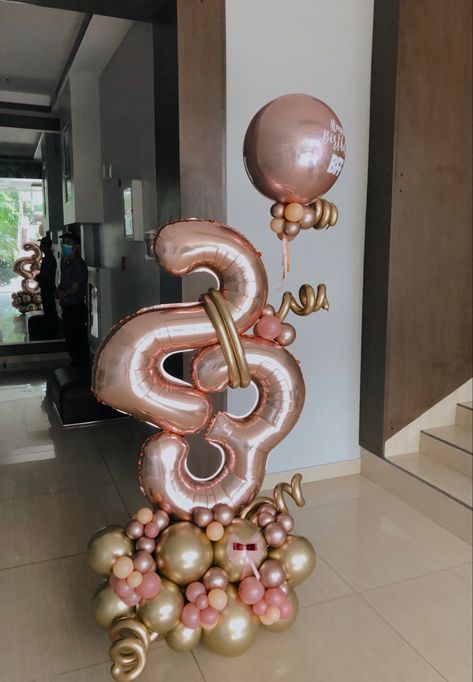 Rose Gold Balloon Bouquet, Gold Balloon Bouquet, Balloon Stack, 50th Birthday Balloons, Gold Birthday Party Decorations, 18th Birthday Decorations, Foil Number Balloons, Bouquet Rose, 50th Birthday Decorations