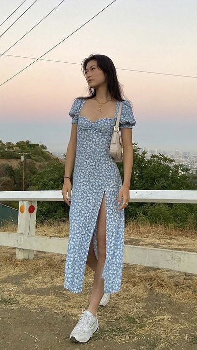 Everyday Dresses Casual Summer Simple, Mid Thigh Dresses, Long Dress Summer Aesthetic, Styling Long Dresses Casual, Long Everyday Dress, Long Fitted Dress Casual, Long Dress Aesthetic Casual, Long Sundress Outfit Casual, Cute Summer Dresses Long