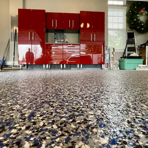 Polyurea Garage Floor, Garage Floor Finishes, Concrete Garage, Garage Floor Coatings, Garage Floors, Epoxy Coating, Garage Ideas, Epoxy Floor, Garage Floor