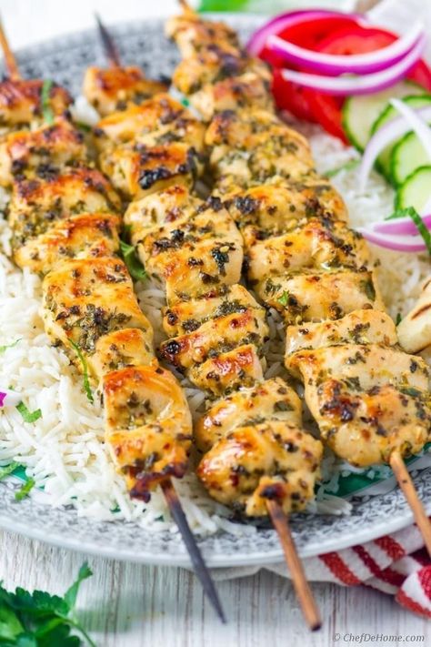 Chicken Souvlaki is Greek chicken kabobs marinated in fresh herb oregano (my fav), garlic, lemon, olive oil and seasonings. So simple, but amazingly flavorful chicken kabobs, Chicken Souvlaki is must try for every Mediterranean food lover! #chicken #souvlaki #herbs #recipe #dinner #grill Kabobs Chicken, Chicken Souvlaki Recipe, Souvlaki Marinade, Greek Chicken Kabobs, Souvlaki Recipe, Resepi Ayam, Chicken Souvlaki, Kabob Recipes, Resep Diet