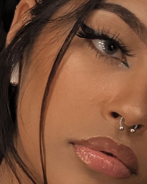 Septum Aesthetic, Septum Piercing Aesthetic, Nose Piercing Healing, Filler Aesthetic, Rhino Piercing, Septum Nose Piercing, Cute Nose Piercings, Septum Piercing Jewelry, Cool Piercings