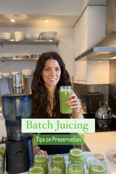 Batch Juicing Tips + Video - her healthy style #herhealthystyle Batch Juicing, Cold Pressed Juice Recipes, Juicing Tips, Fresh Juice Recipes, Celery Juice Benefits, Gut Health Diet, Inflammation Diet, Gut Healing Recipes, Gut Health Recipes