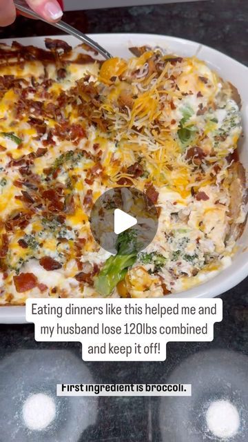 Jen Besecker on Instagram: "🥦 Healthy Dinner 🥘 that’s quick and easy to make!  Only takes 5 mins to prepare and 20 minutes to bake!  Protein packed and totally healthy!  Your family will love ❤️ it!  Comment “casserole” below ⬇️ for the full recipe and make sure to follow to see more delicious 😋 and healthy recipes!   #dinner #easymeals #healthylifestyle #healthyfood #weightlossjourney #casserole" Healthy Real Food Recipes, Easy Macro Dinner, Adkins Recipes Easy, Dinner Casseroles Healthy, Healthy Casserole Recipes Clean Eating, Healthy Easy Dinner Recipes For Family, Healthy Pregnancy Dinners, Low Calorie Casserole Recipes, High Protein Family Dinners