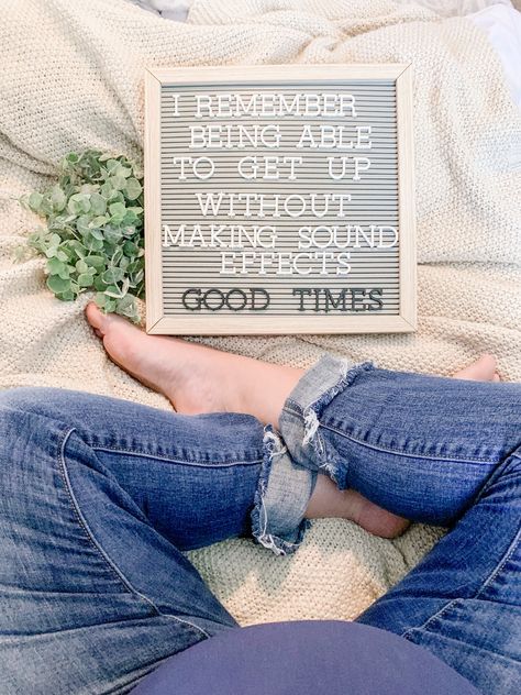 Pregnancy Letter Board, Pregnancy Countdown, Thanksgiving Letter, Bump Photography, Pregnancy Photo Ideas, Letter Board Ideas, Future Baby Ideas, Pregnant Photo, Felt Boards