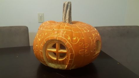 Hobbit House Pumpkin Carving, Hobbit House Pumpkin, Hobbit Hole Pumpkin, Hobbit Pumpkin Carving, Hobbit Pumpkin, House Pumpkin, Hobbit Door, Pumpkin House, Pumpkin Carvings