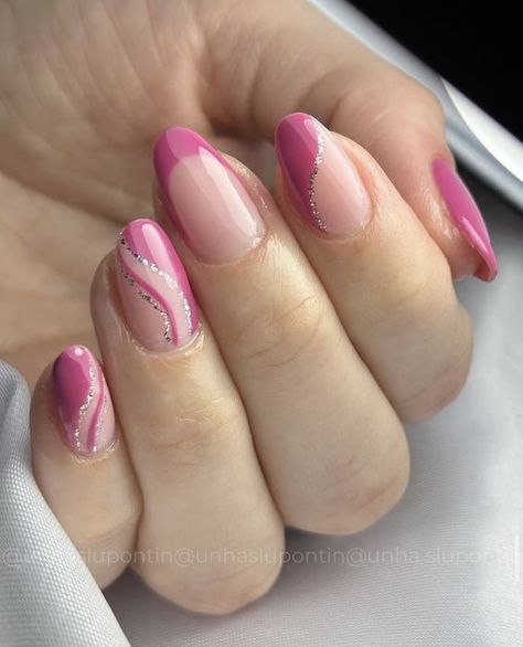 Pink Patterned Nails, Gold Gel Nails, Classy Nail Art Ideas, Nail Designs For Summer, Elegant Touch Nails, Quick Nail Art, Trendy Nail Designs, Hello Nails, Stunning Nail Designs