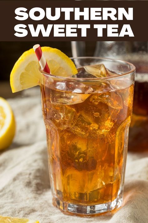 Brew up the classic hot weather summertime drink with this easy-to-make Southern Sweet Tea recipe. It uses only 3 ingredients and is ready in under 30 minutes. Southern Sweet Tea Recipe, Hot Weather Drinks, Sweet Tea Recipe, Southern Tea, Sweet Tea Recipes, Bacon Wrapped Scallops, Southern Sweet Tea, Summertime Drinks, Tea Recipe