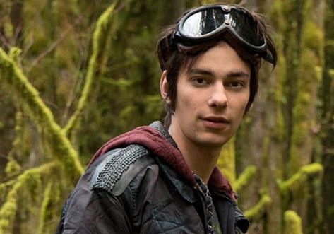 Devon Bostick as Leo Valdez ( HoO dream cast by .@Little Banshee) Jasper Jordan, Devon Bostick, Season 1, Devon, The 100, Jordan