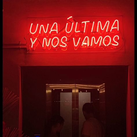 Neon Bar Sign Ideas, Neon Bar Design, Mexican Restaurant Decor, Bar Background, Mexican Bar, Neon Signs Quotes, Nightclub Design, Neon Quotes, Bar Interior