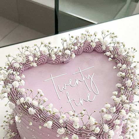 Baked by Julie | West Covina, CA on Instagram: "T W E N T Y F I N E 💜 • • • • #twentyfine #lavender #lavendercake #lambeth #lambethcake #heartcake #heartcakes #heartshape #heartshapecake #vintage #vintagestyle #vintagecake #vintagecakes #buttercreampiping #cake #cakes #cute #cakelove #lacounty #cakesofinstagram #cakestagram #westcovina #supportsmallbusiness #626 #bakedbyjulie_ #customcakes #foodphotography" Lavender Cake With Flowers, Lambeth Cake With Flowers, Lilac Heart Cake, Heart Baby Shower Cake, Lavender Vintage Cake, Lavender Heart Cake, Lambeth Birthday Cake, Lambeth Heart Cake, Twentyfine Birthday