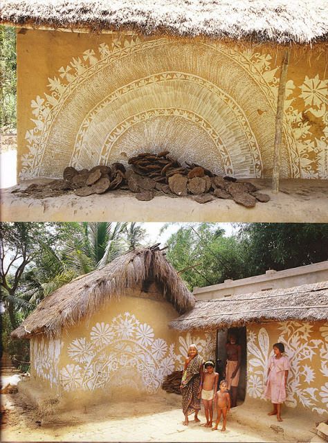 indian mud hots wall decor via @Muna Saba Saba-Akleh Saba-Akleh Home Ltd blog Mud Hut, Mud House, Afrique Art, Indian Interiors, Cob House, Vernacular Architecture, Natural Building, Earthship, Frank Lloyd Wright