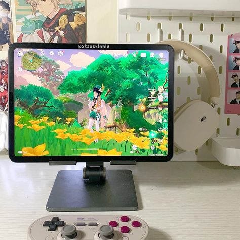 Disney Gaming Setup, Ipad Gaming Setup, Playing Videogame Aesthetic, Genshin Impact Aesthetic, Genshin Aesthetic, Study Desk Decor, Ipad Aesthetic, Soft Pink Theme, Ipad Photo