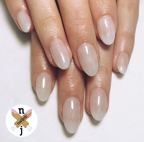 almond milk nails French Manicure Almond Nails, French Manicure Almond, Acrylic Nails Stiletto, Sheer Nails, Milky Nails, Nagellack Trends, Manicure Colors, Mirror Nails, Super Nails