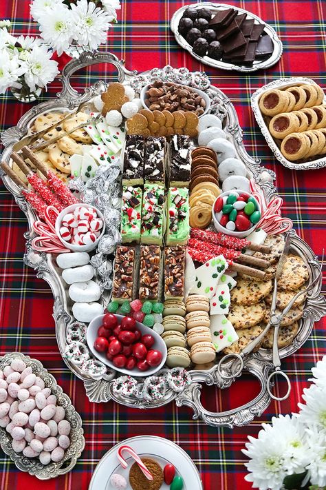 Christmas Dessert Board - Sprinkle Bakes Christmas Dessert Board, Christmas Dessert Tray, Christmas Bark, Gift Jars, Shortbread Cookies Christmas, Christmas Dessert Table, Christmas Charcuterie, Cookies Gift, Dessert Board