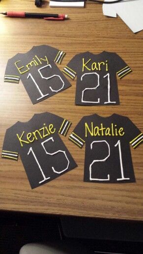 Sport Themed Crafts, Kids Sports Crafts, Olympic Crafts, Sports Theme Classroom, Toddler Sports, Football Crafts, Summer Camp Crafts, Sport Craft, Vbs Crafts