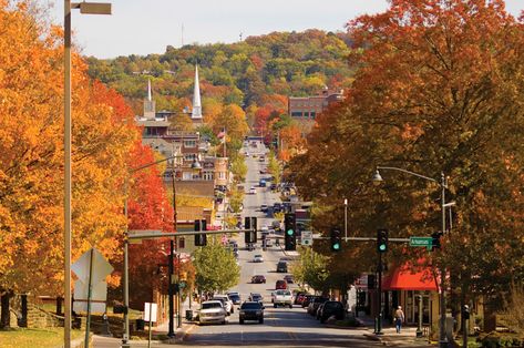 Fayetteville Arkansas, Trail Of Tears, Drive In Theater, Eureka Springs, University Of Arkansas, Scenic Byway, Family Trip, Vibrant Art, Party City