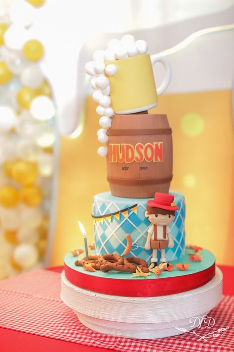 Hudson’s Kiddie Oktoberfest Themed Party – Birthday cake Oktoberfest Kids Party, Beer Party Theme, Oktoberfest Party Decorations, Octoberfest Party, Octoberfest Beer, Oktoberfest Decorations, Happy Beer, German Oktoberfest, Oktoberfest Party