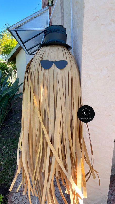 Addams Family Theme Party, Hay Bale Art, Addams Family Theme, Fall Festival Games, Halloween Costumes 2022, Zelda Birthday, Adams Family, Family Theme, 10th Birthday Parties