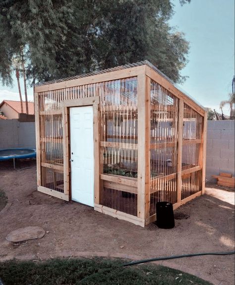 Build Garden Shed, Lean Too Greenhouse, Corrugated Greenhouse Diy, Cheap Green House Diy, Diy Hot House, Easy Cheap Greenhouse, Do It Yourself Greenhouse How To Build, Diy Greenhouse From Pallets, Cool Greenhouse Ideas