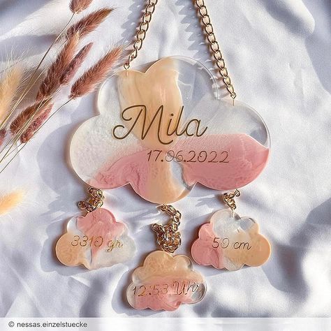 Baby Shower Accessories, Room Crafts, Diy Baby Mobile, Memory Frame, Welcome Signs, Door Plaques, Resin Ideas, Polymer Clay Jewelry Diy