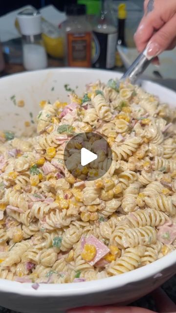 MOSBEEE✍🏼 on Instagram: "Best pasta salad 😩🫶🏼" Mexican Pasta Salads, Mexican Pasta Salad Recipes, Elote Salad, Mexican Macaroni Salad, Mexican Pasta Salad, Mexican Pasta, Best Pasta, Best Pasta Salad, Cold Pasta