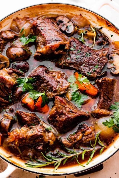 Gently braised in a garlic, herb, mushroom, and wine sauce, this Dutch Oven Pot Roast is an easy, comforting main course everyone will love! by Diethood® Pot Roast With Red Wine, Dutch Oven Roast, Roast With Red Wine, Roast Ideas, Dutch Oven Pot Roast, Oven Pot Roast, Pot Roast Recipes, Wine Sauce, Garlic Herb