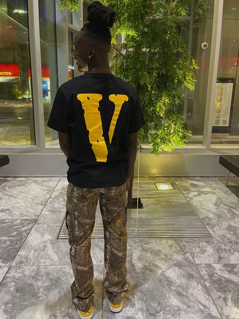 Men’s fashion, street wear, aesthetic, black men, dreads, locs, fashion ideas, black fit, yellow fit, Jordans Yellow Jordan 1s Outfit Men, Yellow Jordan 4s Outfit Men, Yellow Jordan 1s Outfit, Black Cat 4s Outfit Men, Black And Yellow Outfit Men, Black Men Dreads, Black Cat 4s Outfit, Locs Fashion, Men Dreads