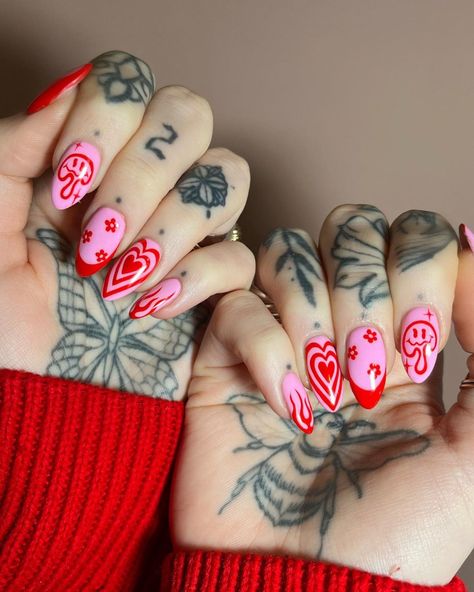 There are so many cute and clever Valentine's nail art ideas to choose from, both easy enough to do yourself and others that you may prefer to have done by a professional.
Scroll through This article and get ready to fall in love with some amazing and inspiring manicure ideas. Toe Tattoos, Festive Nail Art, Hearts And Flowers, Red Nail Polish, Red Nail, Romantic Valentine, Valentine's Day Nails, Nails On Fleek, Nails Nailart