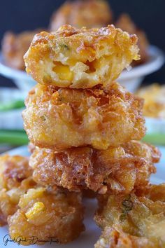 Cheesy Corn Fritter Bites are a great appetizer perfect for family gatherings or game day parties. A delicious cheesy corn fritter recipe everyone will love. Hardy Appetizers, Corn Bites Recipe, Corn Nuggets Recipe, Fritter Bites, Bite Size Appetizers Easy, Corn Fritter, Corn Recipes Side Dishes, Corn Fritter Recipes, Cheesy Corn