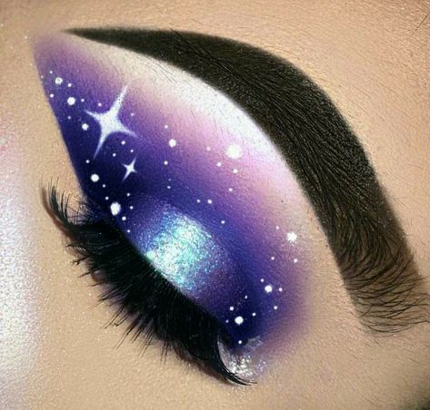 Curl Eyelashes, Make Up Designs, Eye Makeup Images, Eyeliner Hacks, Space Makeup, Thick Eyelashes, Galaxy Makeup, Drag Make-up, Eye Makeup Ideas