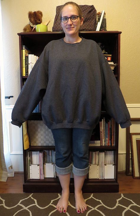 Carissa Knits: Don't Sweat It Turn Sweatshirt Into Cardigan, Sweatshirt To Tunic Diy, Sweatshirt Too Big Hacks, Sweatshirt Hacks Diy, Alter Sweatshirt Diy, How To Shorten A Sweatshirt, How To Sew A Sweatshirt, How To Make A Sweatshirt Smaller, Sweatshirt Redo Diy